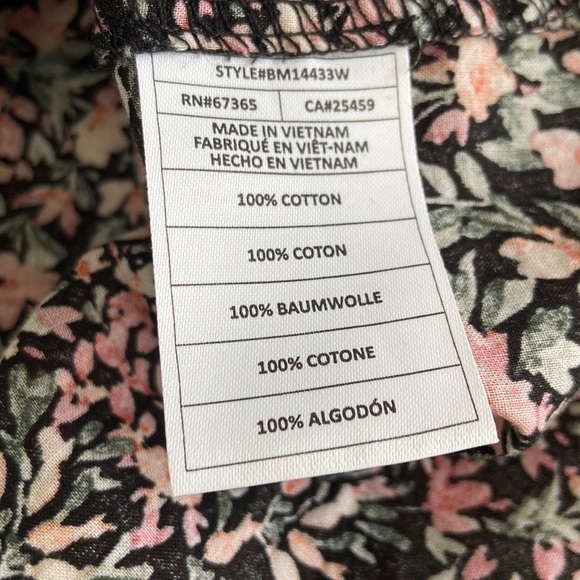 BB Dakota Steve Madden cotton sleeveless v neck ruffle sleeve blouse - Picture 4 of 4